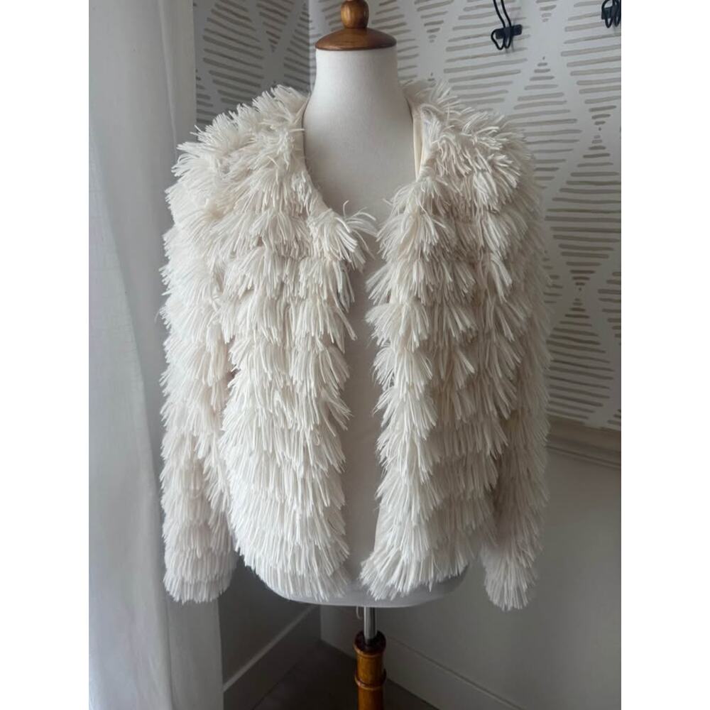 Boutique EE:Some Women’s Large Ivory Shag Faux Fur Jacket